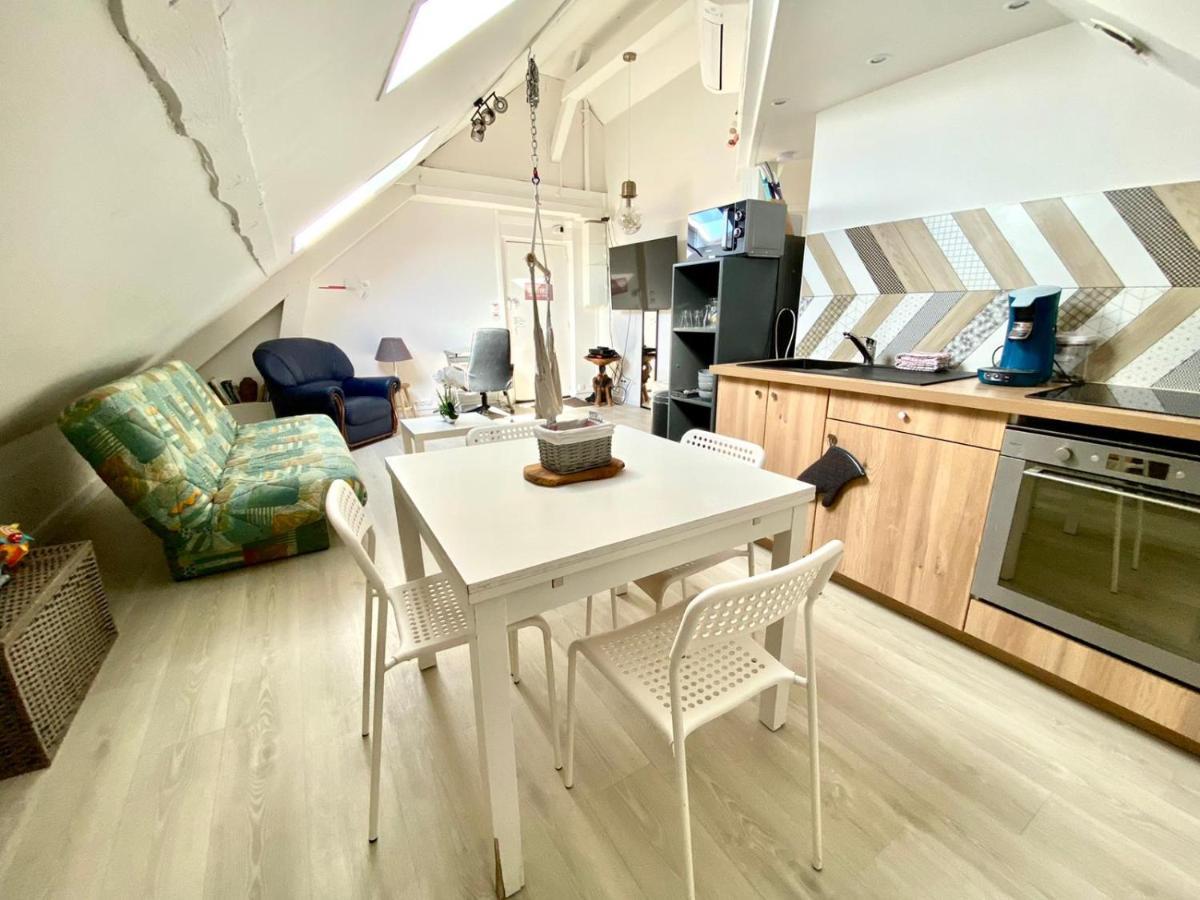 Appartement Vue Sur Les Etoiles Charleville-Mézières エクステリア 写真